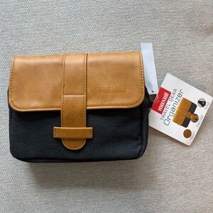 BNWT-Maxell Leatherette Travel Gear Organizer in Black and Tan